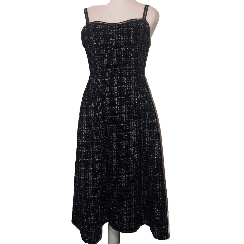 Dressβ 4 Black And Gold Chain Link Trim Sleeveless Thin Strap Wool Blend Tweed